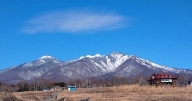 八ヶ岳の青空