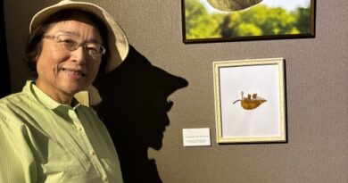 切り絵と内藤いづみ
